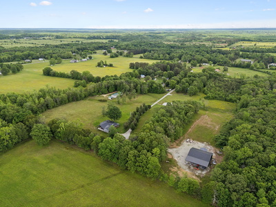 285 Henderson Rd