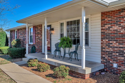 104 Homestead Dr