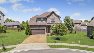 107 Valcour Ct
