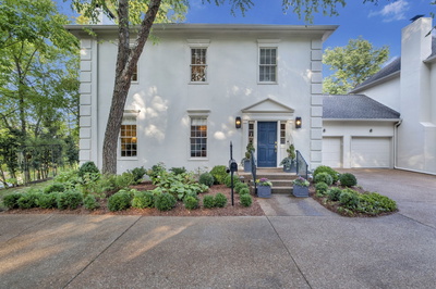 216 Chestnut Hill Dr