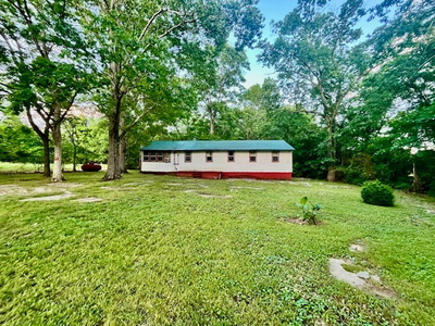 3579 Franklin Pike