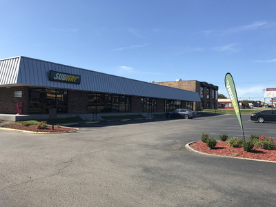 907 Rivergate Pkwy