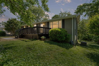 104 Dolphus Dr