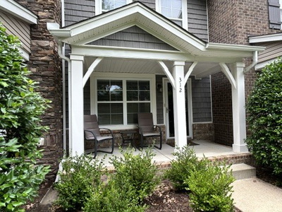 312 Mapleton Aly