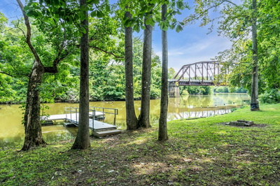 1357 Chapmansboro Rd