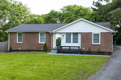 111 Hillwood Ct