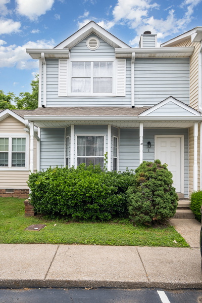 5 Rolling Meadows Dr