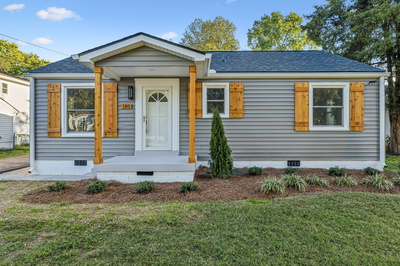 185 Woodson Ln