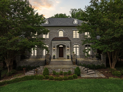 1810 Tyne Blvd