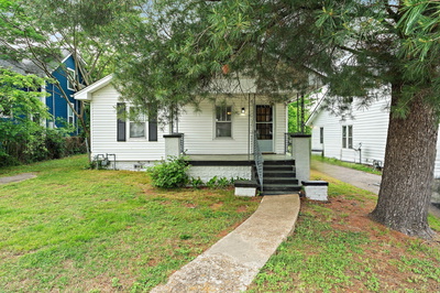 818 Stockell St