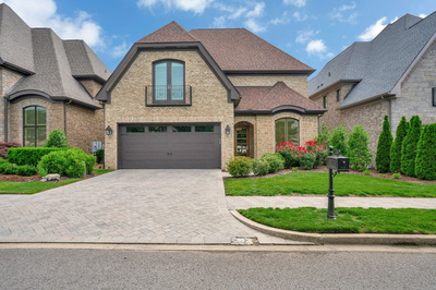 1161 Chloe Dr