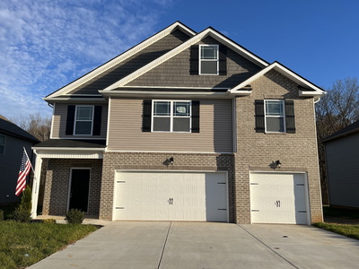 1224 Black Oak Cir