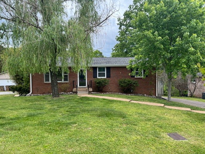 5905 Kinsdale Dr