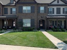 409 Longstone Rd