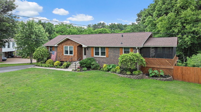 320 Estate Dr