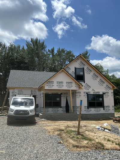 1326 Isaiah Dr