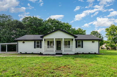301 Oak Point Ter