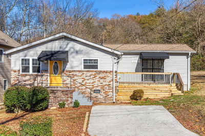 1313 W 46th Street