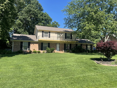 412 Benton Ln