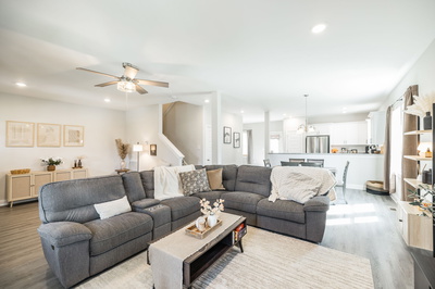 618 Tulip Cir