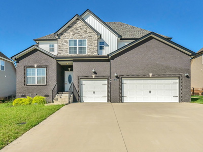 323 Bluebriar Trce