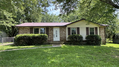 512 Yvonne Dr