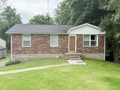 1308 Adrian Dr