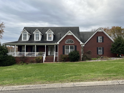 301 Burr Oak Ct