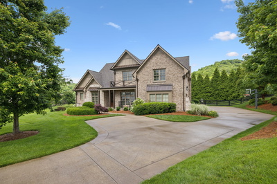 4620 Nadine Ln