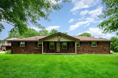 810 Dry Creek Rd