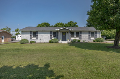 3120 Larkspur Dr