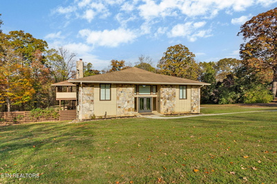 10105 Loma Drive