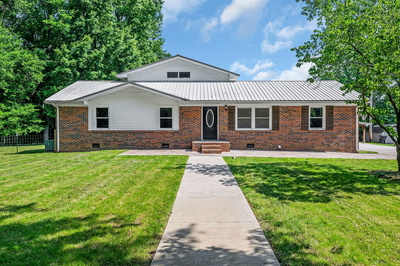 114 Thompson Ln