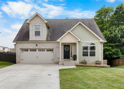 2095 Bandera Dr