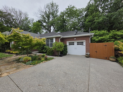 4944 Kilimanjaro Dr
