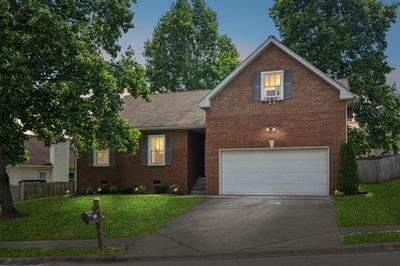 304 Roslyn Ct