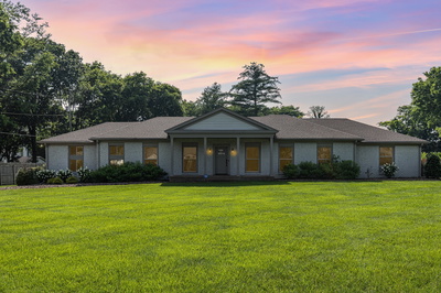 405 Oakvale Dr