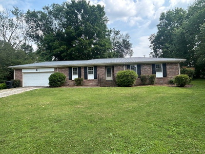 203 Arnold Ave