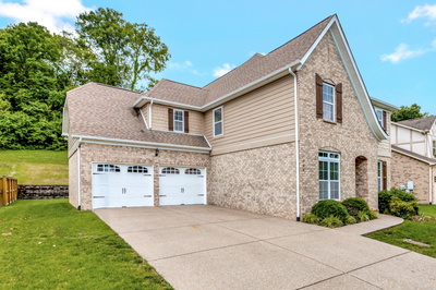 356 Irvine Ln