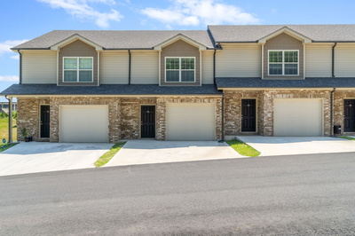 135 Country Ln