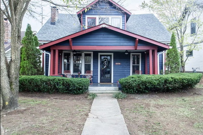 2004 Eastland Ave
