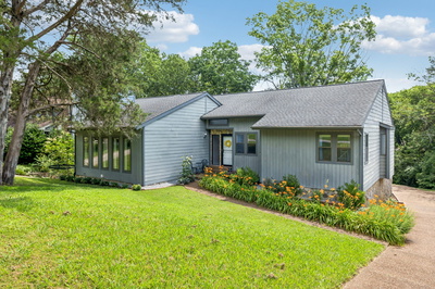 2416 Ravine Dr