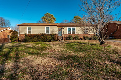 110 Hillwood Dr