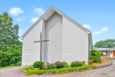 624 Lafayette Road