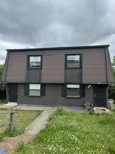 2337 Oak Ct