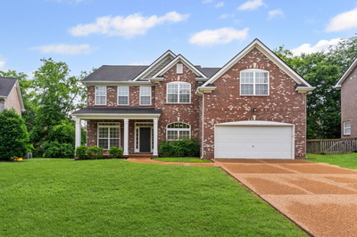 814 Alex Way