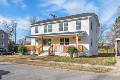 1412 Bryan St