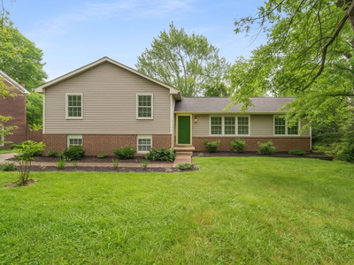 5127 Amalie Dr