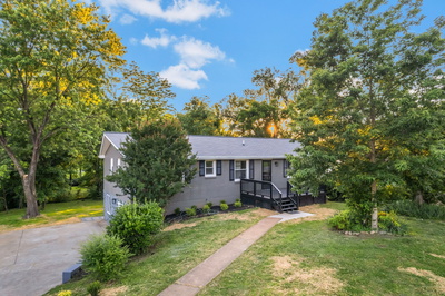 104 Dolphus Dr