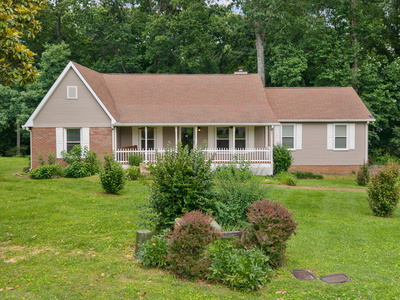 406 Hickory Ct